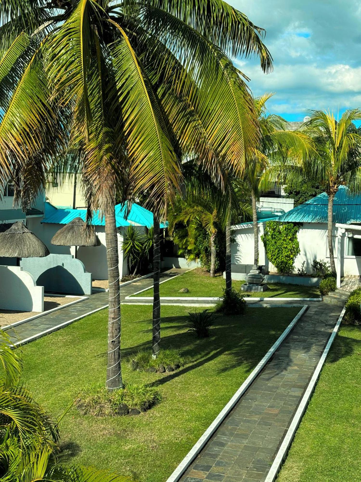 Stella Rina "Adults Only" Bed & Breakfast Grand Baie Exterior photo